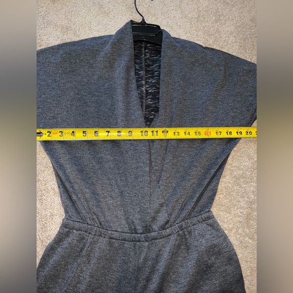 Club Monaco Gray Jumpsuit with Pockets Size US 0 - Picture 9 of 12